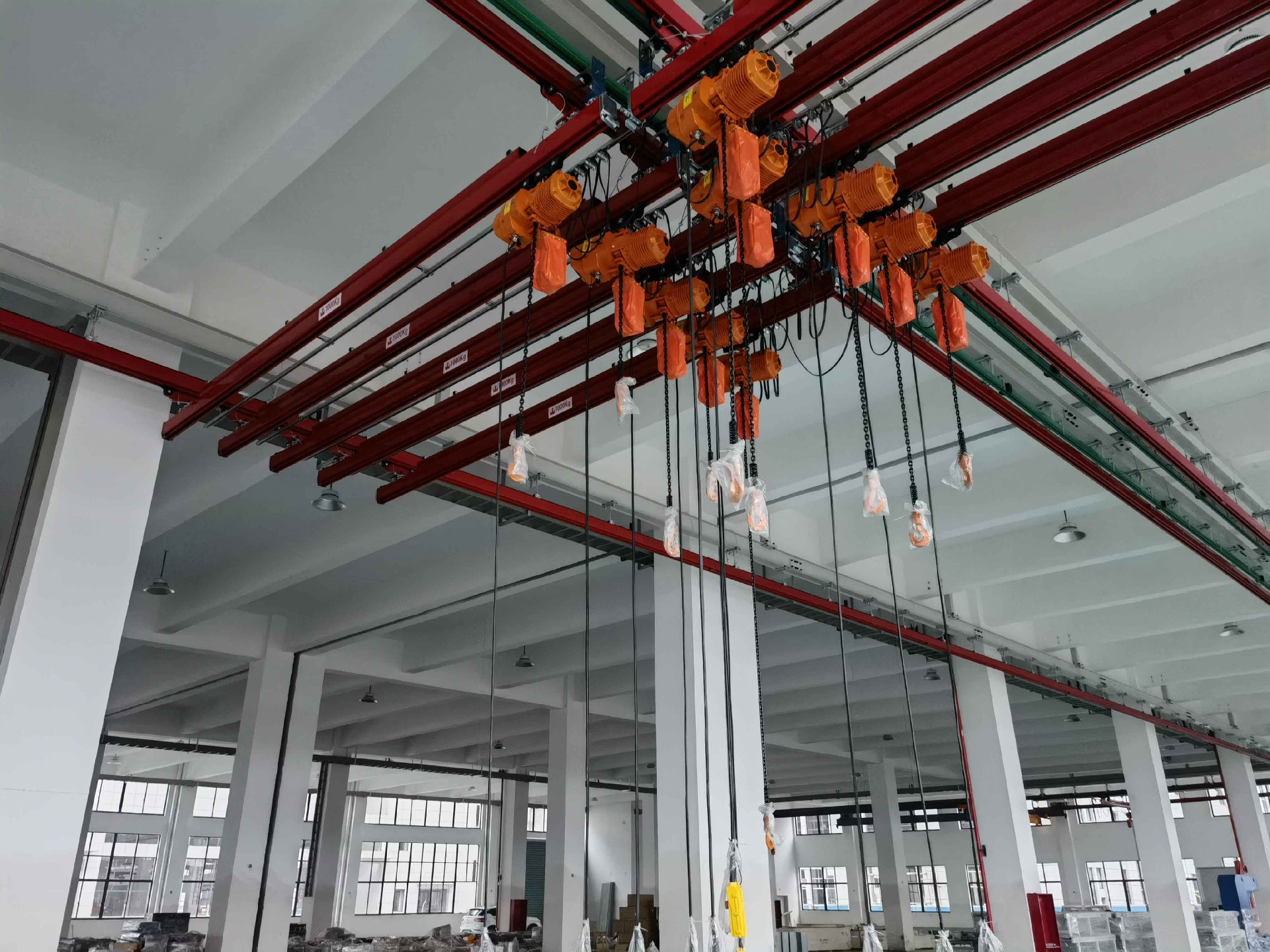 KBK輕量柔性起重機(jī)：省時省力，經(jīng)濟(jì)實(shí)惠！