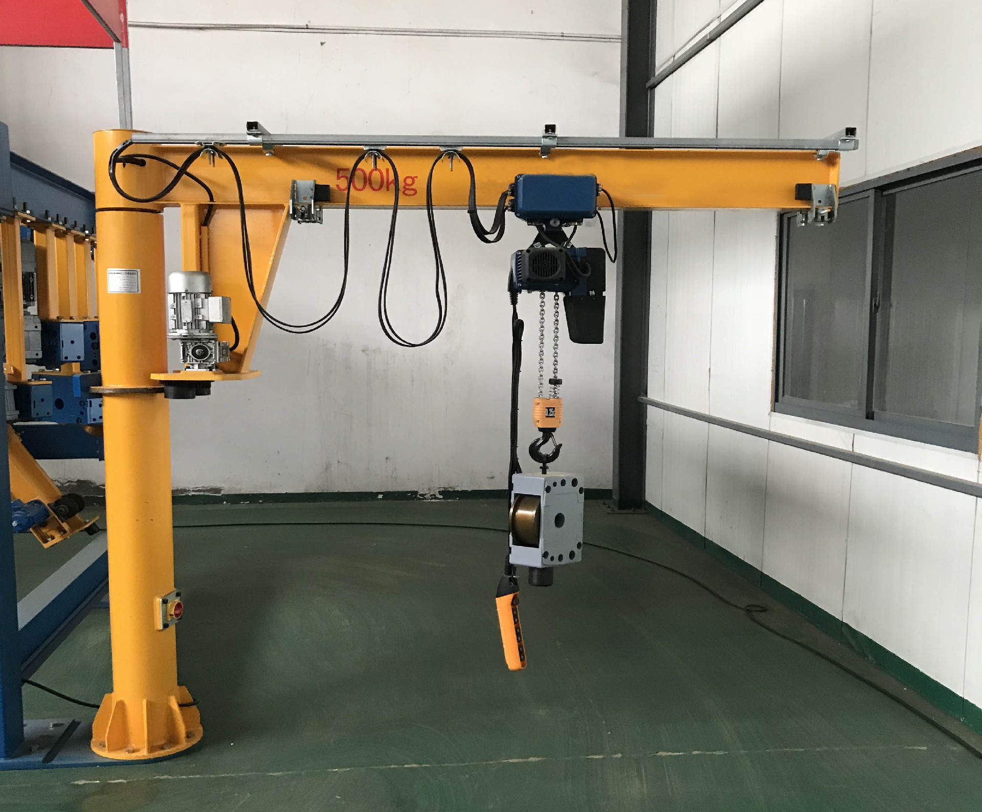 電動(dòng)立柱式懸臂吊 電動(dòng)立柱式懸臂吊